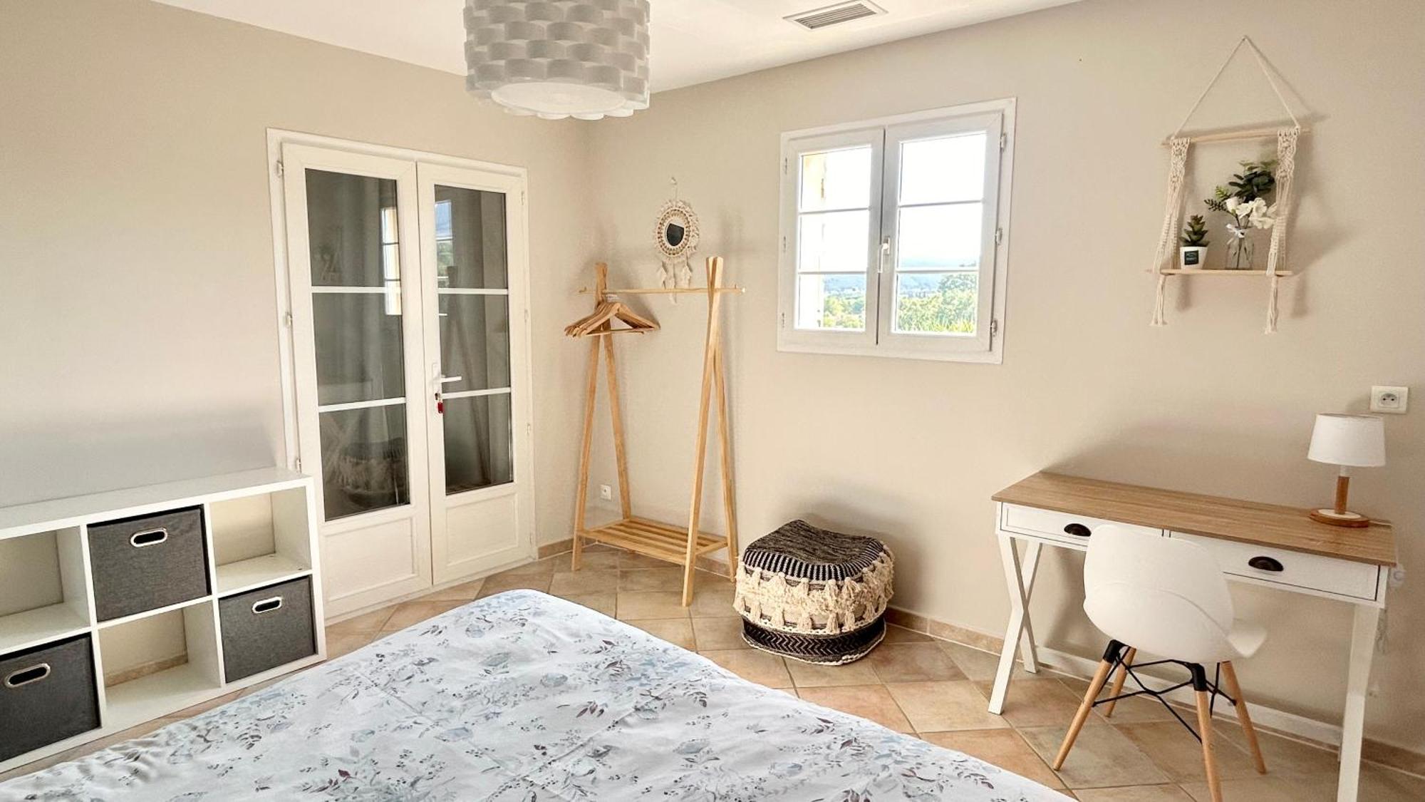 2 Hebergements - 10 Couchages - Parking, Piscine, Jacuzzi - Convivialite Roquebrune-sur Argens Exteriör bild